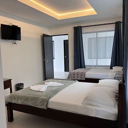 Hotel Naralit Тиларан Экстерьер фото