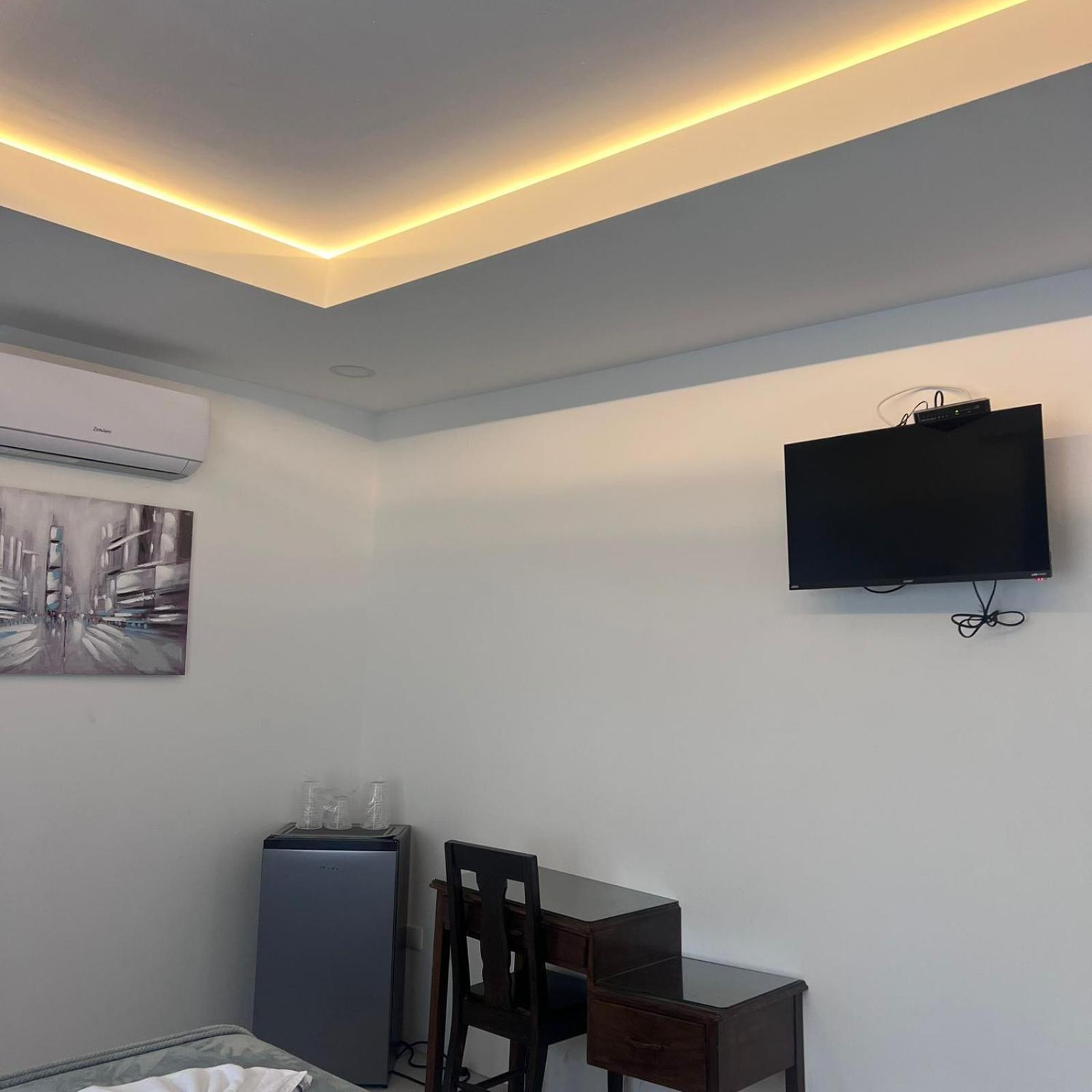 Hotel Naralit Тиларан Экстерьер фото